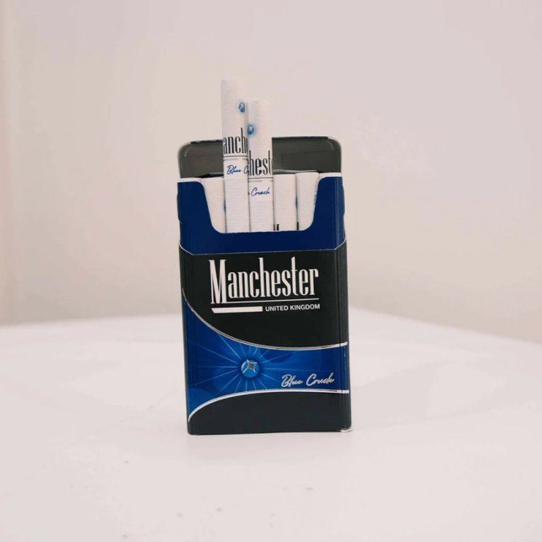 1_副本-1.jpg Manchester Blue Crush Menthol cigarettes x 10pack - Image 1
